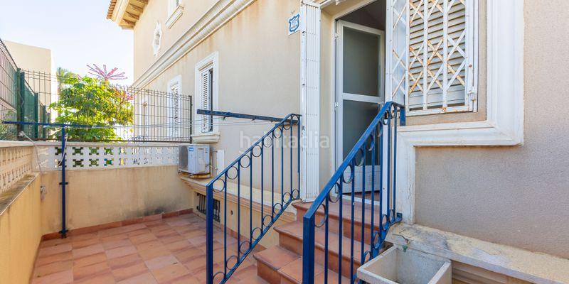 Foto 9cd14ad1-c3a9-4519-afff-f009bb9e4553. Casa amb aparcament a Las Marinas - Pueblo Laguna Vera