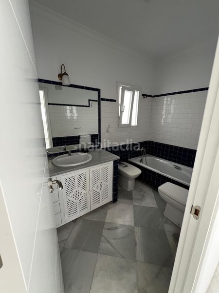 Foto e79035cf-4a7c-4c75-87fa-432de85f3519. Casa en Centro-Calzada-Cabo Noval Sanlúcar de Barrameda