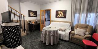 Semi detached house in Calle escuelas 46