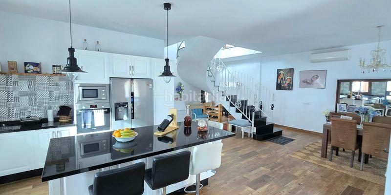 Foto f683fdbd-f3d7-4448-a1da-4f6d94dc3567. Casa con parcheggio in Algodonales