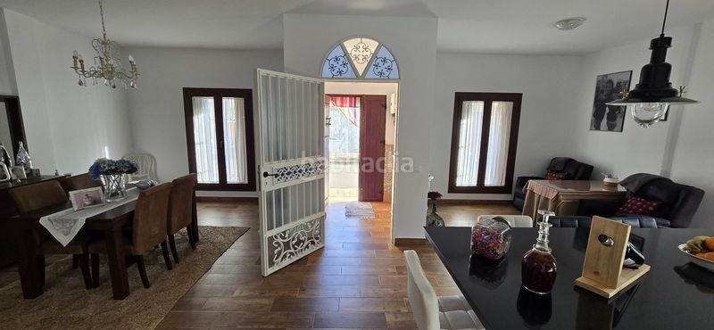 Foto 418ace90-bf9b-47b8-bc74-a9bf12141895. Maison avec parking dans Algodonales
