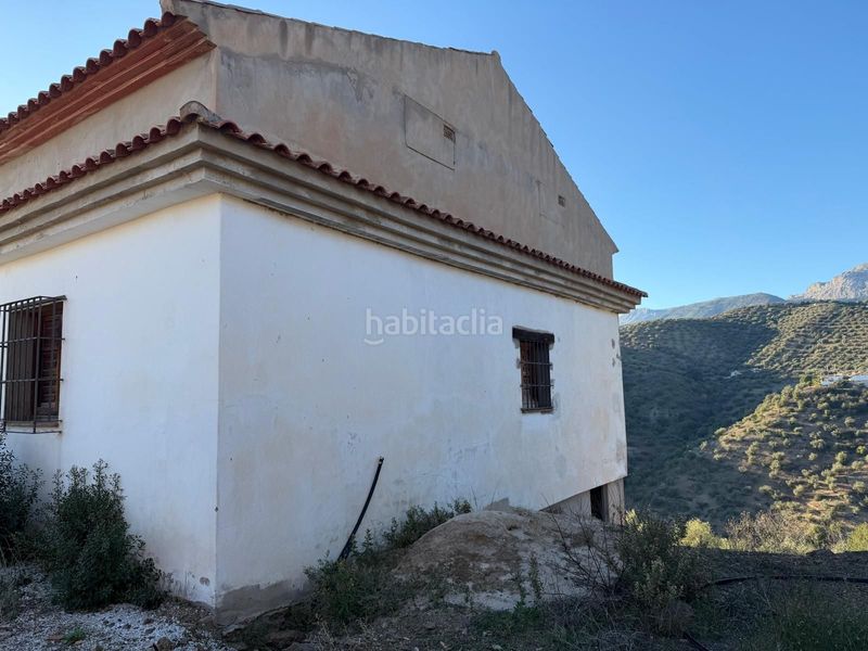 Foto 0cdaa1d3-7f02-4222-bd06-b2bcc0c8e8c2. Masia amb aparcament a Riogordo