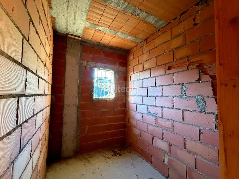 Foto 29138956-405f-41f7-ad23-f0a132f7e207. Masia amb aparcament a Riogordo