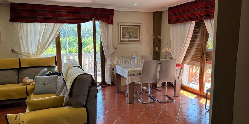 Foto 4ea2fa35-6636-4297-a5b1-9d0c66f38b50. Casa en calle lugar de freixeiro 19 en Bordóns Sanxenxo