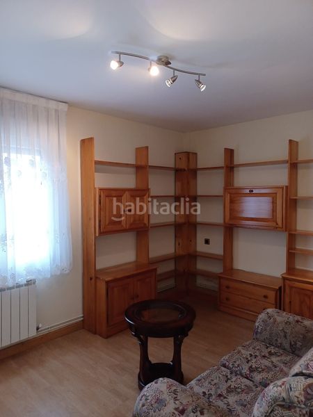 Foto 3771ecaa-55db-4173-a874-aebe1333dcf6. Casa a Renedo de Esgueva