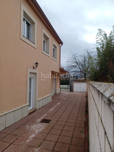 Foto 74349f91-c593-4064-bd66-6d9d9d732c29. Casa a Renedo de Esgueva