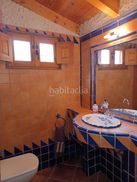 Foto b51de3f3-f205-4ff3-807b-5aba28c6e04f. Casa a Renedo de Esgueva