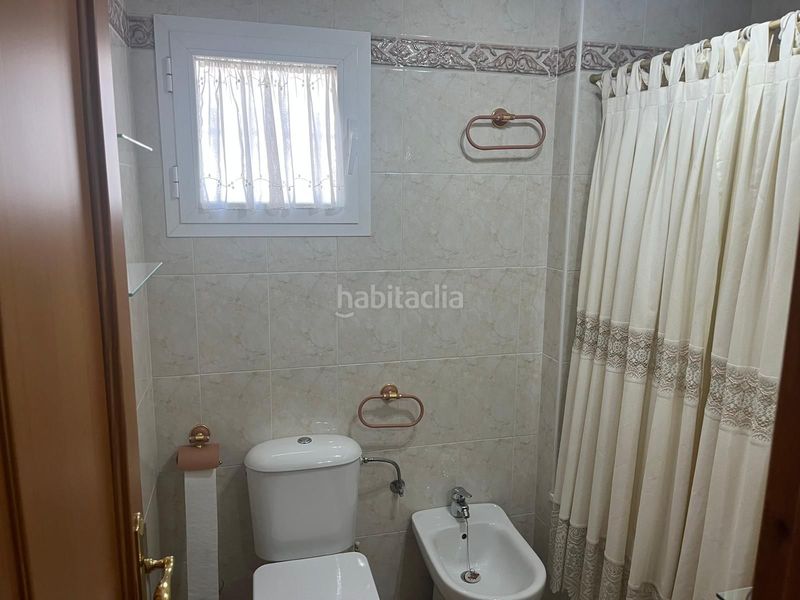 Foto 64d55f06-2918-4817-a349-19bbce6038e6. Casa adossada amb aparcament a Centro - Doña Mercedes Dos Hermanas