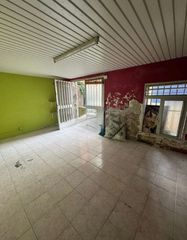 Locale commerciale in Calle santo toribio