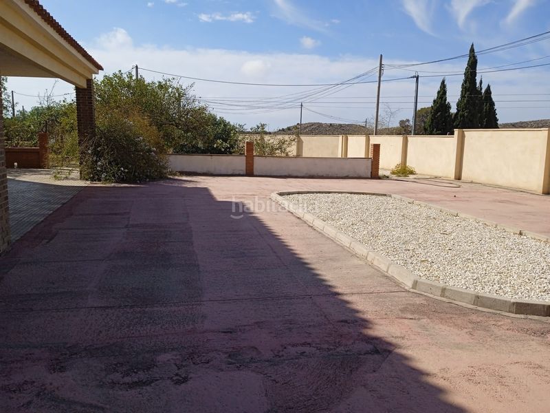Foto 24bc3522-0841-4586-9d15-cf1f2ab73cf5. Finca rústica en Fontcalent Alicante
