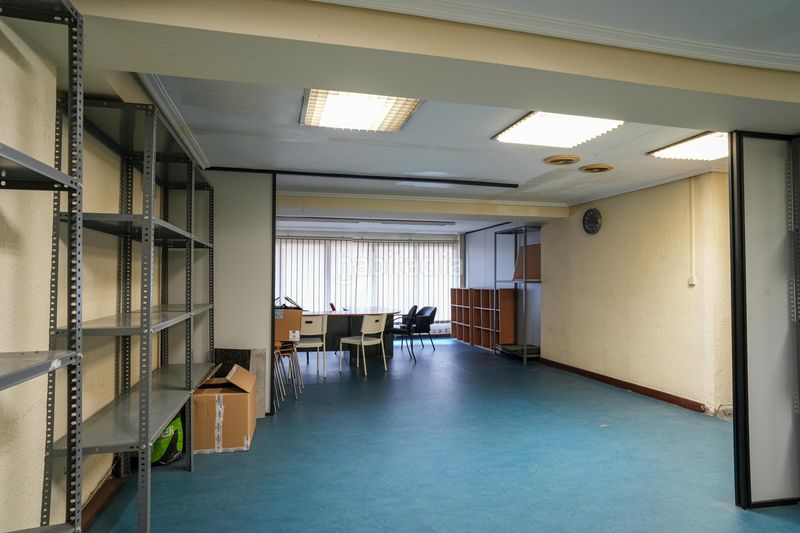 Foto b763915d-52e7-4545-9f3d-5ba71a2f76d5. Local comercial a Galdakao