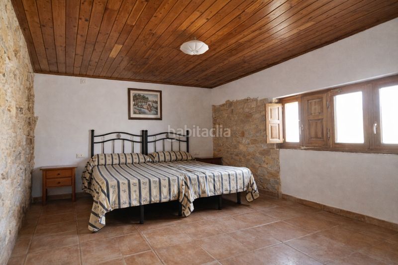 Foto e764090b-14a4-4c43-ac97-e042cadfacf3. Masia a Penàguila