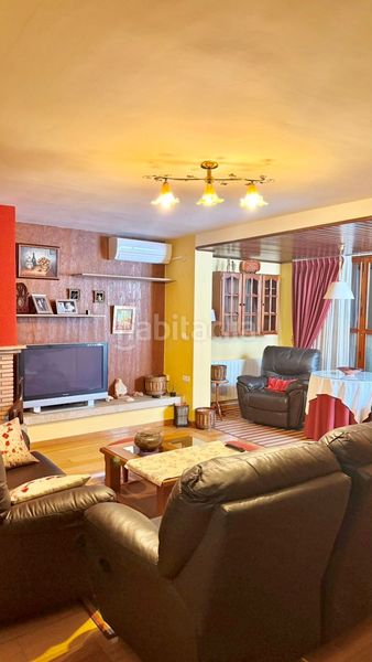 Foto c6809b22-92b9-4280-8414-21890e8df0e5. Casa amb aparcament a Siete Aguas