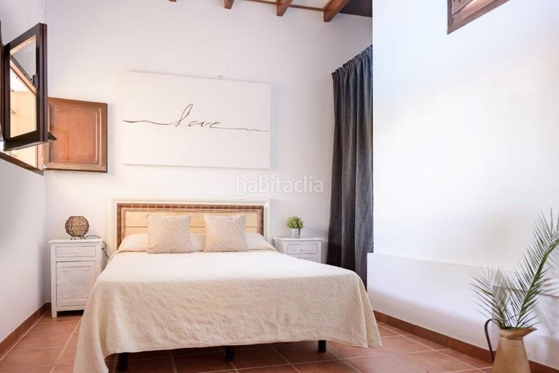 Foto 3c3e4aa2-2f15-4248-8439-986b6c21b17e. Casa amb aparcament a San Lorenzo Sevilla