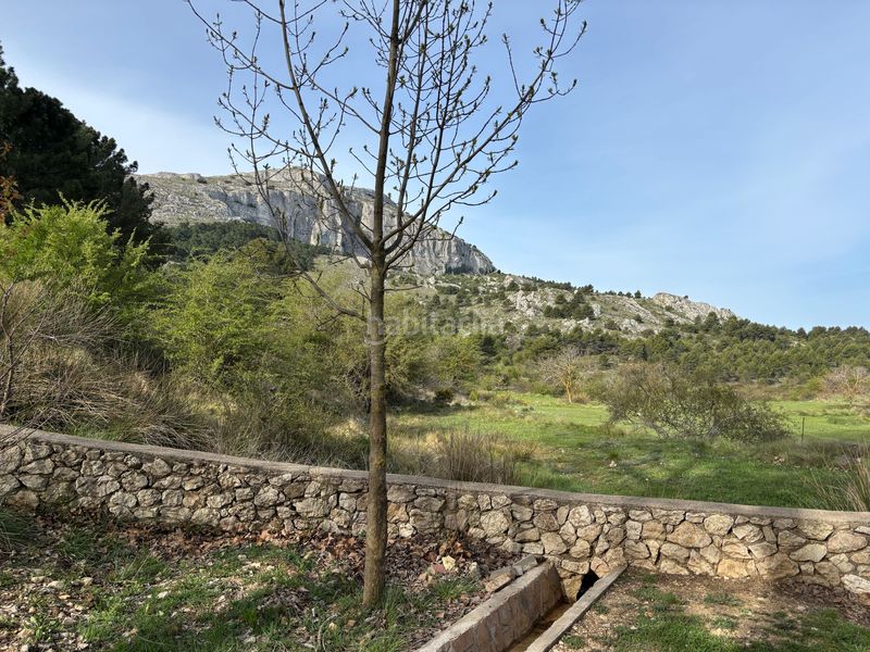 Foto a4f6e3c2-93e3-4ef4-8f76-d44d6e7d6c58. Masia a Confrides