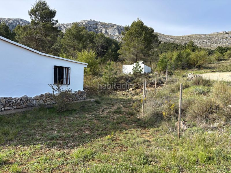 Foto ee90e32b-9001-4cc2-a130-e2a669557043. Masia a Confrides