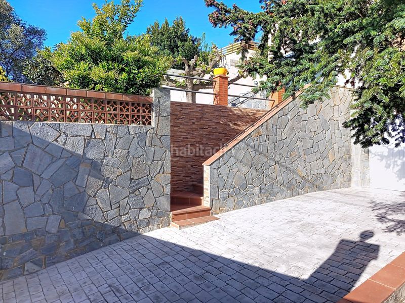 Foto 5756194a-1d88-4ad6-bdd7-ee6800aa094b. Casa amb aparcament a Piera