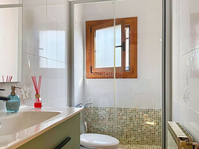 Foto f862517d-5f7c-42d3-86cd-99d4c8953b03. Casa amb aparcament a Piera