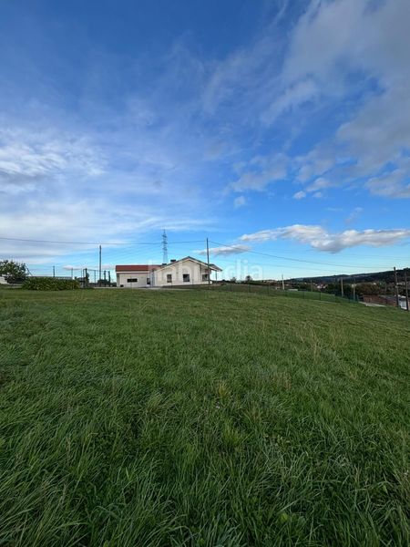 Foto 161c7ec9-2699-47b3-80d2-3d3b1d8b8ee8. Terreny residencial a Pillarno Castrillón