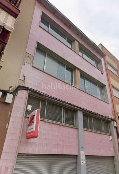Foto 63fe0fa7-c339-4b21-a50c-8990afb19a8a. Edificio en Cirera Mataró