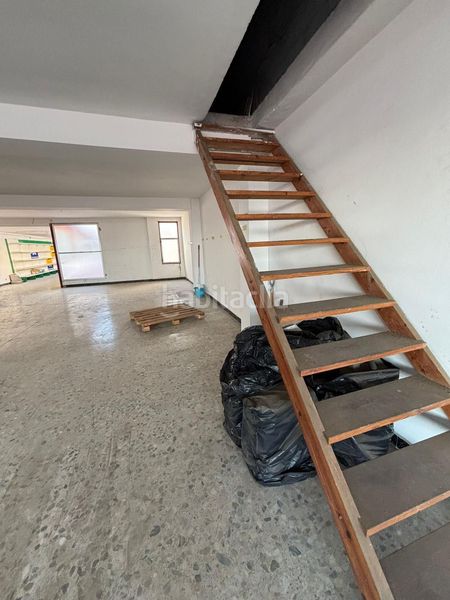 Foto feced9e4-cf2d-4ce8-9cc4-e5af56523302. Edificio en Cirera Mataró