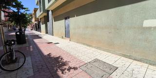Local Comercial a Calle de meseguer