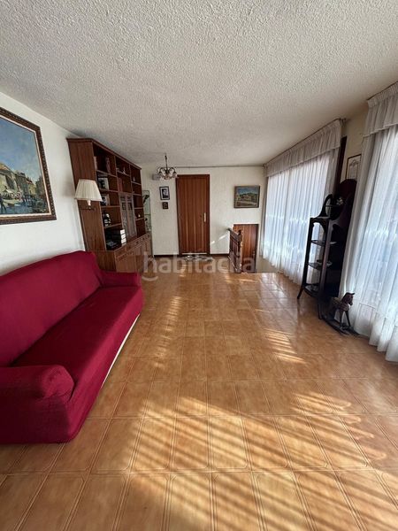 Foto 3eae5da0-80b0-4c32-bb2b-9a965895bb41. Haus mit parking in Santa Susanna