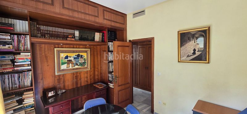 Foto 7a0cee46-f03a-420b-82cb-adfebfe593dc. Casa amb aparcament a Parque Atlántico - Ronda este Jerez de la Frontera