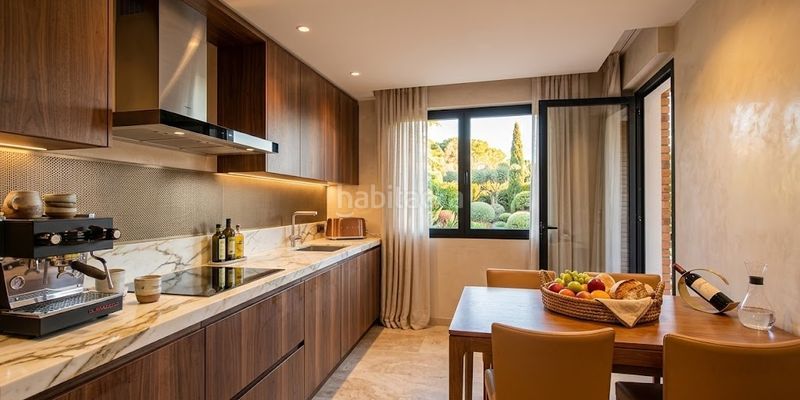 Foto e9365ed3-4004-4423-b940-7959d9f36c0d. Casa adosada en Miralbueno Zaragoza