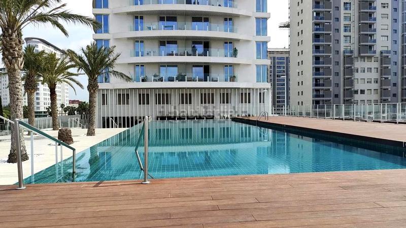 Foto bd5c09fe-f7ee-46fe-8f0d-6d1c7bb8c921. Flat with parking pool in Sant Pau Valencia