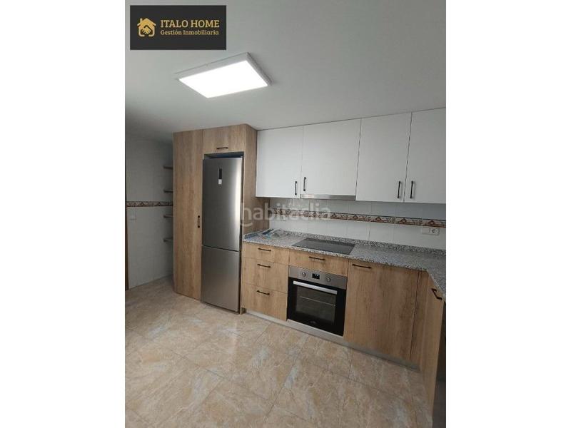 Foto 9fb7465e-f225-41eb-80df-ca7f2fb2c9b7. Pis a Abanilla