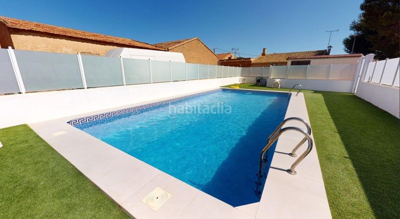 Foto d03f19bf-0926-4123-bf33-981adc09b4b8. Casa adossada amb piscina a Mar Menor golf Torre - Pacheco