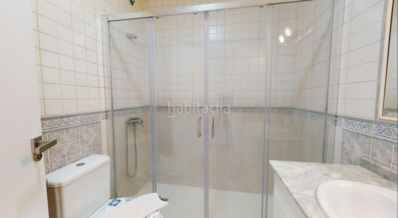 Foto e254efa6-eb49-42bf-8340-dbb9eeb3f21c. Casa adossada amb piscina a Mar Menor golf Torre - Pacheco
