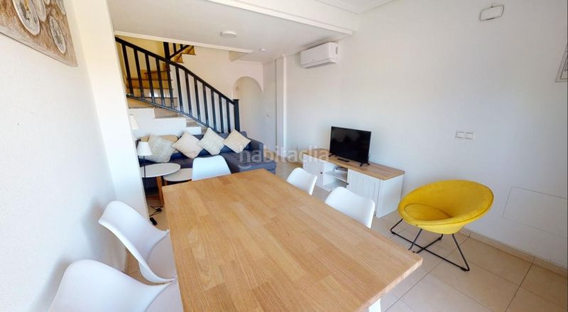 Foto ea4ff15d-6e30-4d10-9761-0ab413d6421a. Casa adossada amb piscina a Mar Menor golf Torre - Pacheco