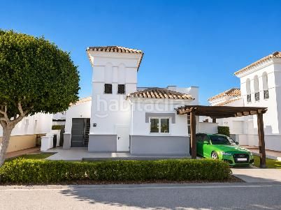 Foto 92d2e1af-e3e7-4f37-86a7-aef796f2e2e9. Xalet amb piscina a La Torre Golf Torre - Pacheco