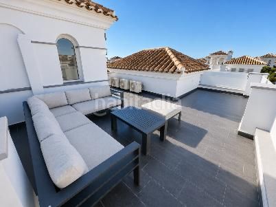 Foto e2d2172e-21a9-4158-9fbb-67597d7805c5. Xalet amb piscina a La Torre Golf Torre - Pacheco