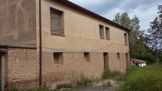 Terreny residencial a Tarazona. Edificio diafano para construir en villa concha