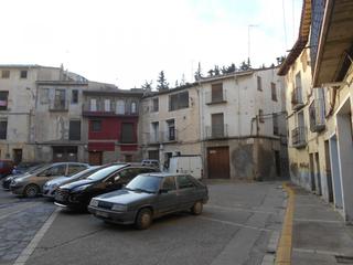 Pis a Tarazona. Se venden 3 edificios para posible promoción en tarazona