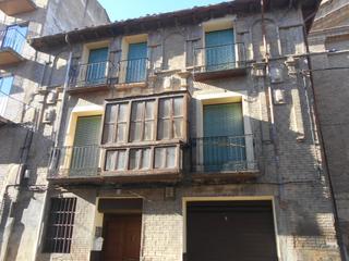 Casa a Tarazona. Se vende casa palaciega en el entorno de la catedral