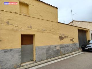 Terreny residencial a Novallas. Venta de 280 m2 de solar en novallas