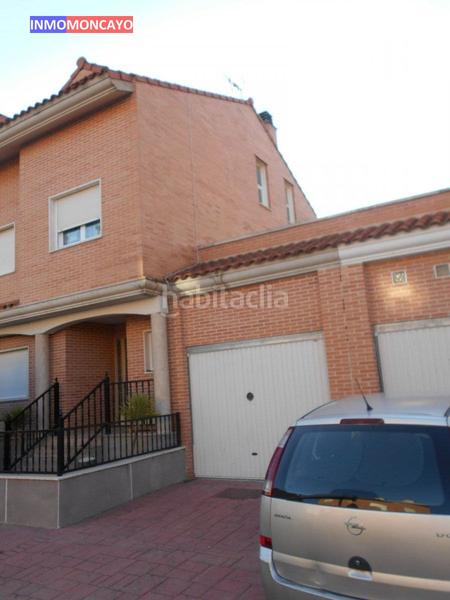 Foto c06dfe64-a178-4b8f-ae0f-3b490be596ff. Casa adosada se vende unifamiliar en Borja