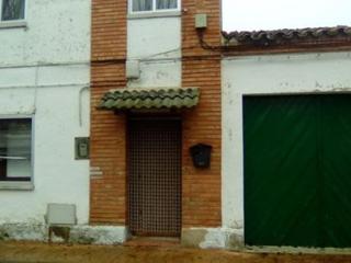 Casa a Agón. Venta de casa en agón