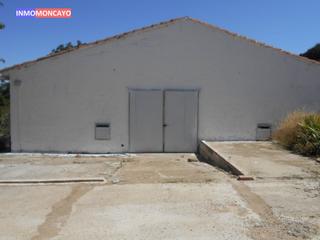 Alquiler Nave industrial en San Martín de la Virgen de Moncayo. Se vende o alquila nave  terreno, para entrar a trabajar en san