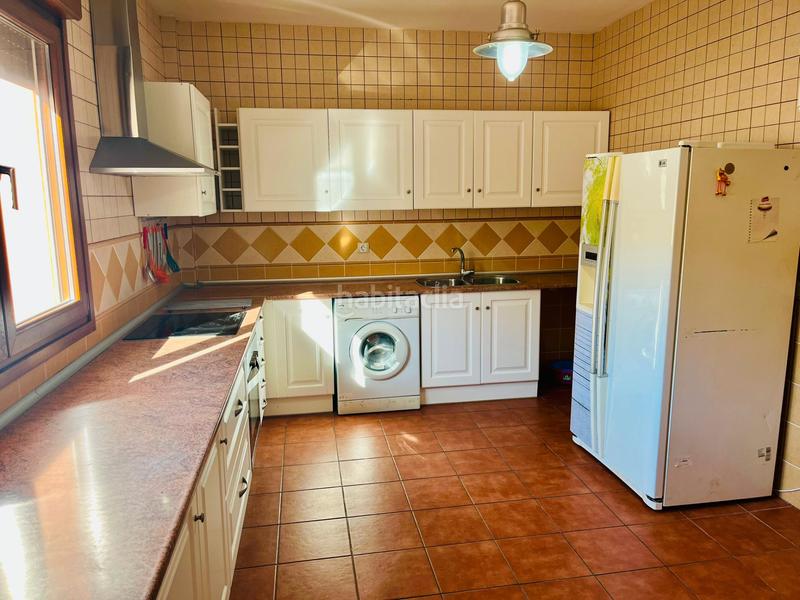 Foto 49685883-174b-4801-add9-ec7c57353e86. Chalet con camino parcheggio in Fuentemora Antequera