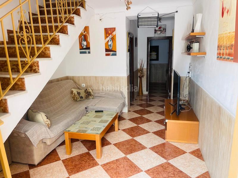 Foto 155d7fb0-43d8-4bfe-9289-953bcd6fbf2e. Casa adosada  con terraza solarium en Humilladero