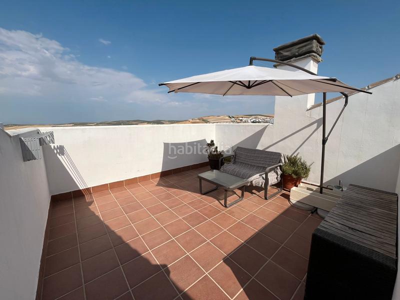 Foto 308c98ca-2021-488f-9d86-887cb47e7db0. Zweistöckige wohnung mit heizung parking in Alameda