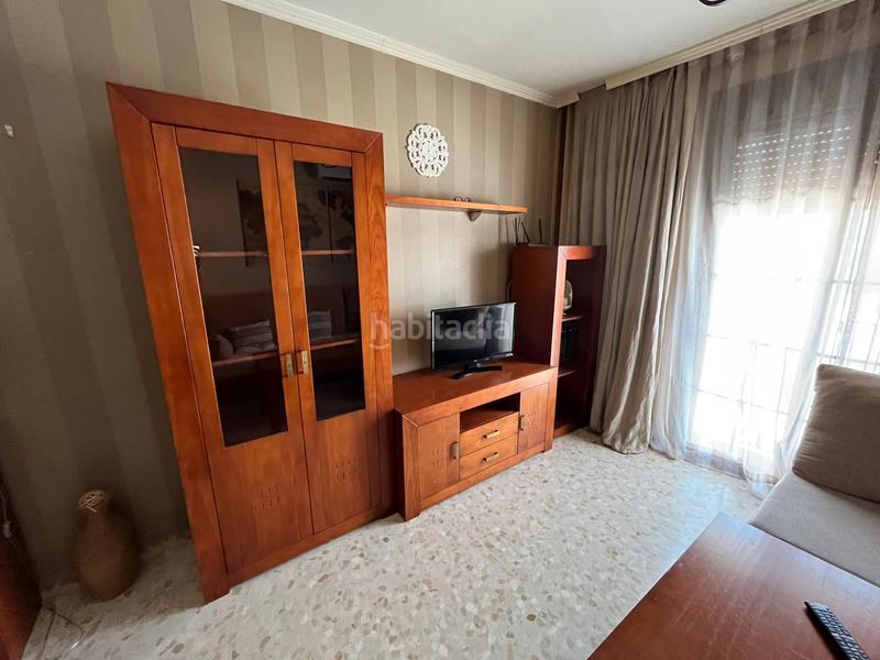 Foto 358353bf-f15e-4810-bdb6-97be03bd6089. Zweistöckige wohnung mit heizung parking in Alameda