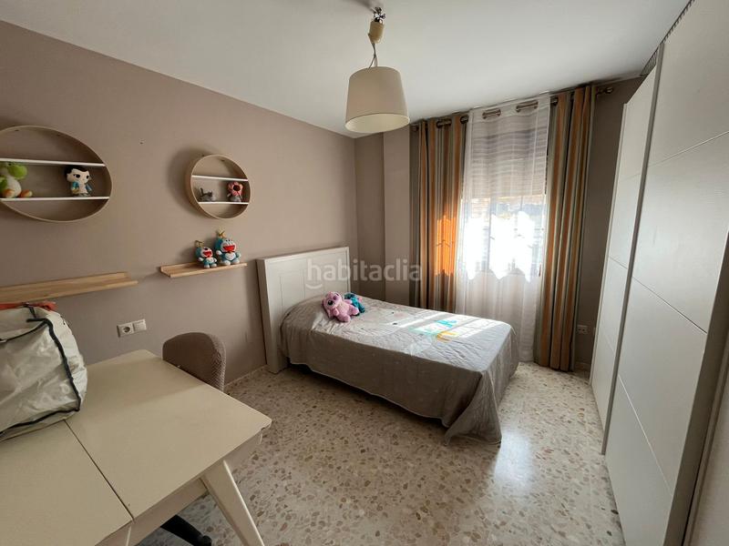 Foto 3cef0436-5b5b-4747-808b-b7e5a2a1a852. Zweistöckige wohnung mit heizung parking in Alameda