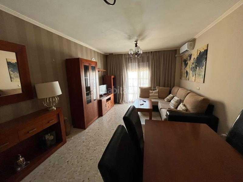 Foto 6f183eb8-58a9-4d22-bbd0-7816e8950ca4. Zweistöckige wohnung mit heizung parking in Alameda