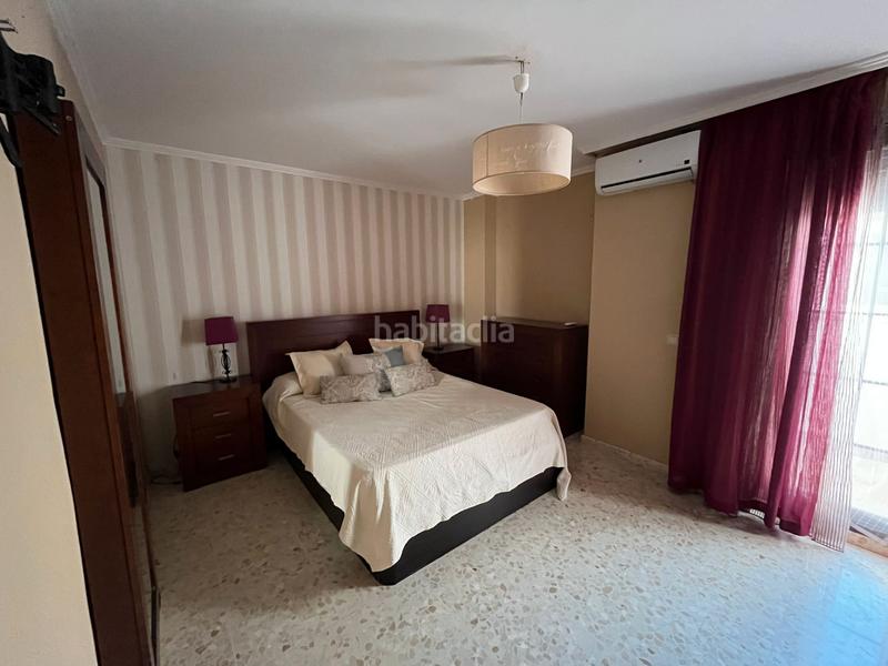 Foto c67cd992-f428-45ee-9334-a3fea3290335. Zweistöckige wohnung mit heizung parking in Alameda